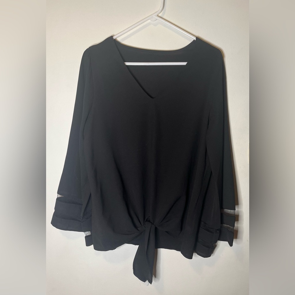 Long sleeve dress shirt size Medium